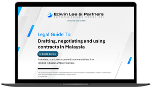 E-Guide-on-Contracts-laptop-mockup_comp